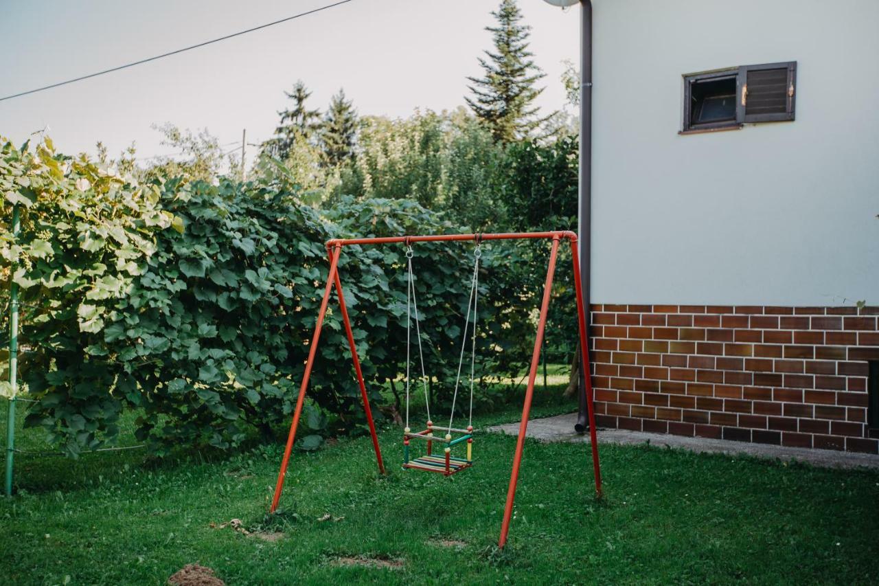 Apartman Vejama Josipdol Kültér fotó