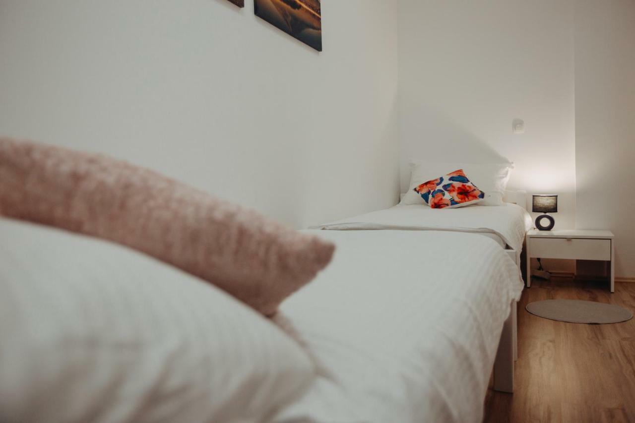 Apartman Vejama Josipdol Kültér fotó