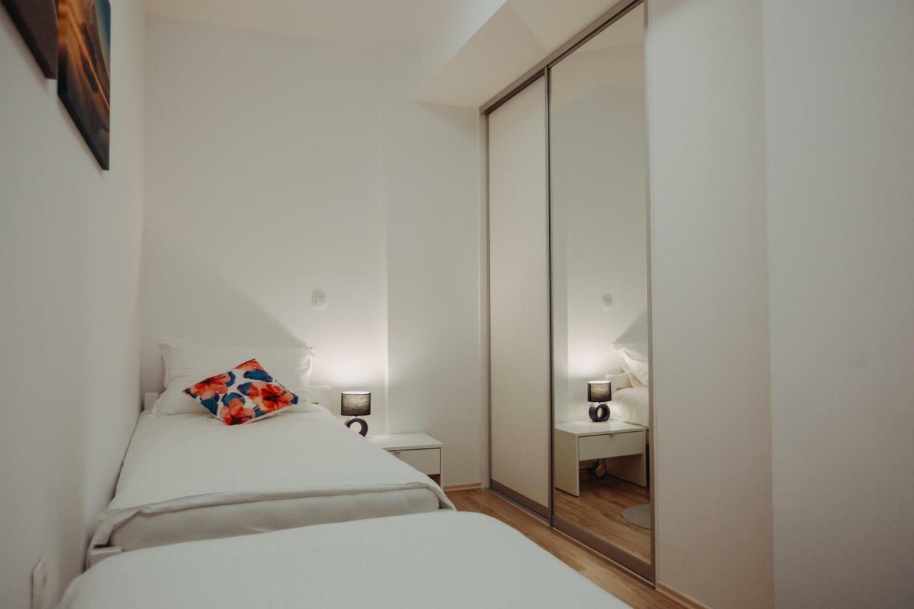 Apartman Vejama Josipdol Kültér fotó